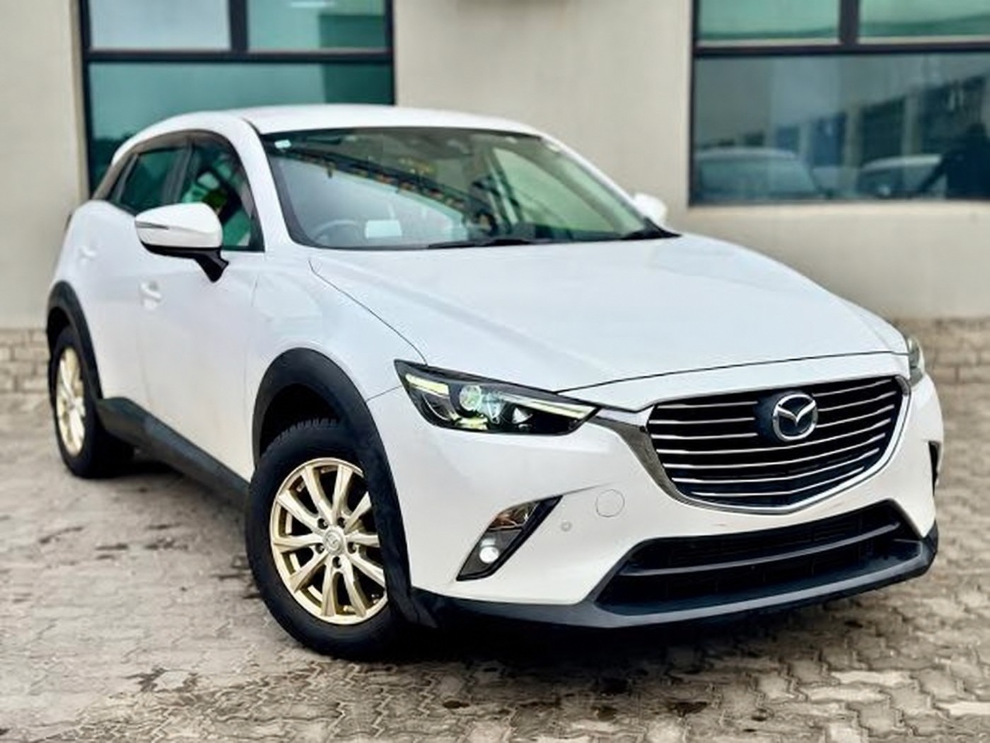 Mazda CX-3 — wit